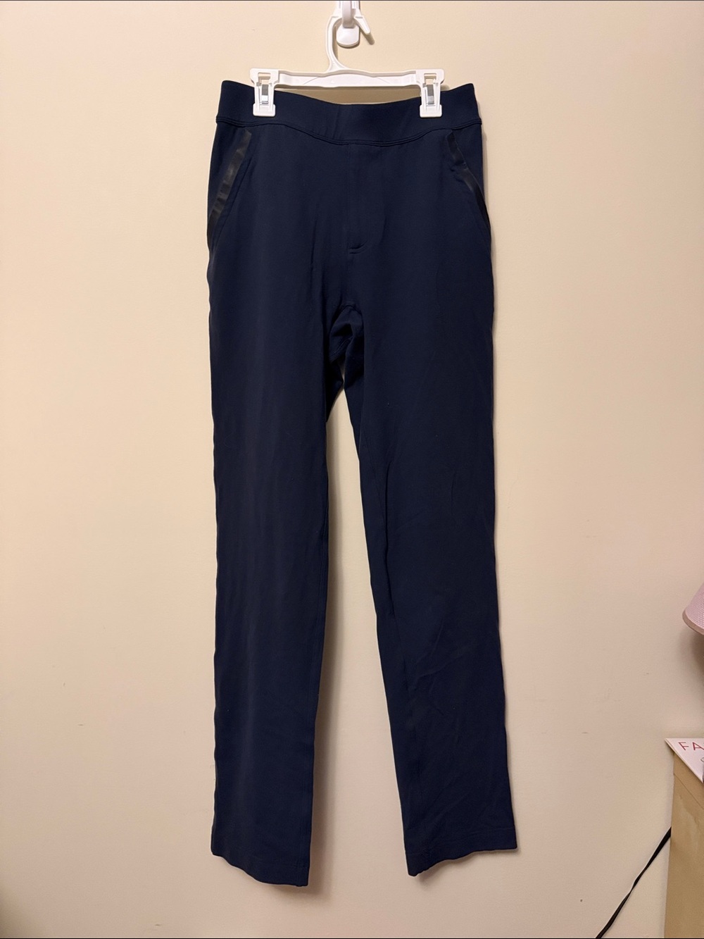 Men's Lululemon Navy Slim-Fit Jogger Pants - Size Small